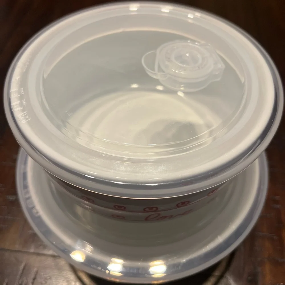 Hello Kitty Love Conversation Candy Nesting Bowls with Pressure Release Lids